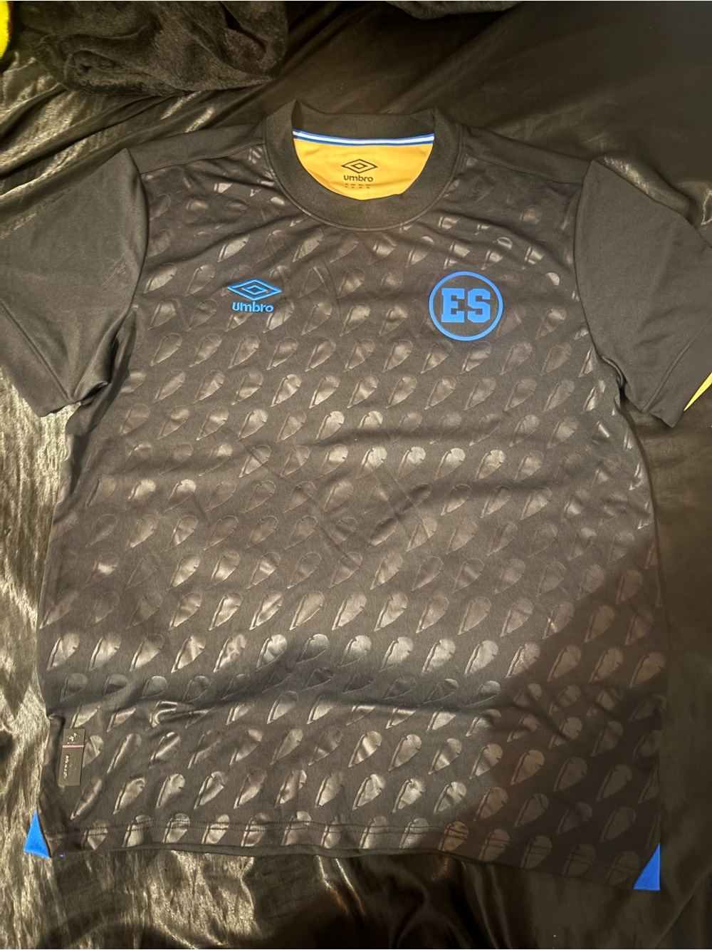 Umbro Black Jersey with Blue ES Crest and Trim
